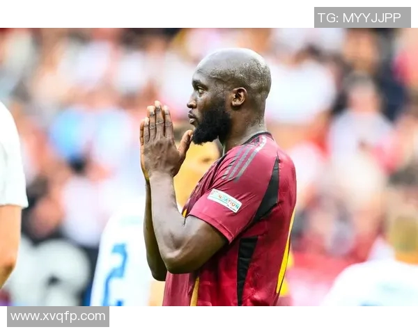 荷兰1-1战平捷克,卢卡库扳平:激情四射的足球盛宴